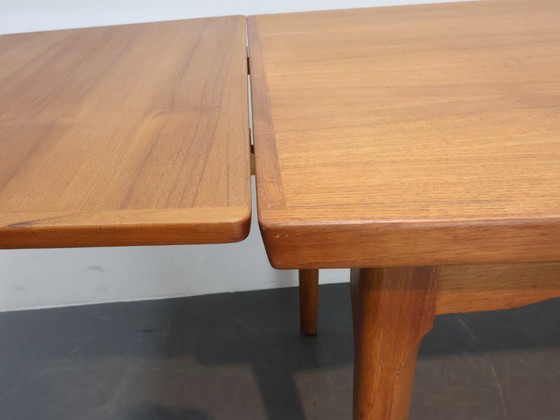Image 1 of Tavolo da pranzo vintage in teak con gambe in rovere - allungabile