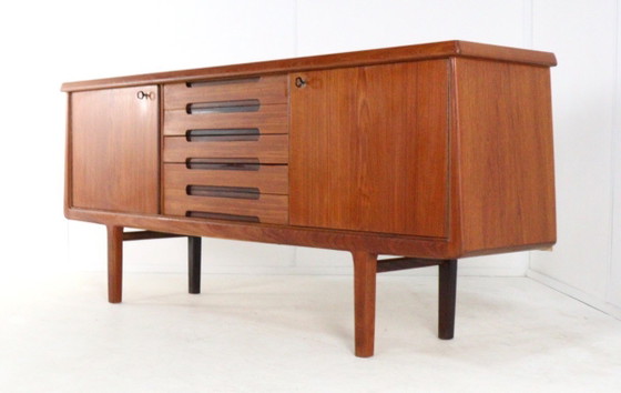 Image 1 of Brødrene Sörheim Møbelfabrikk AS sideboard dressoir kast vintage