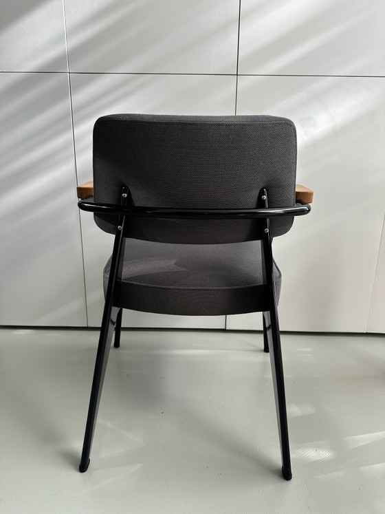 4x Vitra Fauteuil de Salon – Jean Prouvé – grigio – Poltrone, Legno, Ferro (photo 5 of 7)