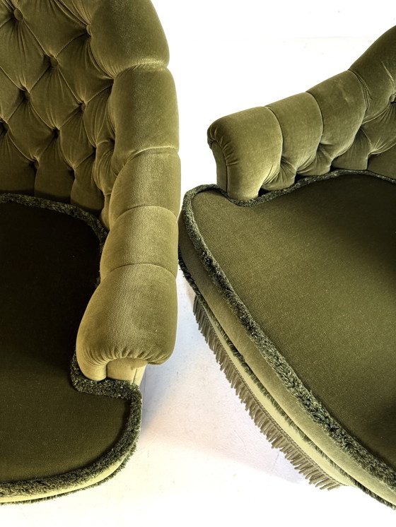 Image 1 of 2 fauteuils cocktail vintage en velours des années 60