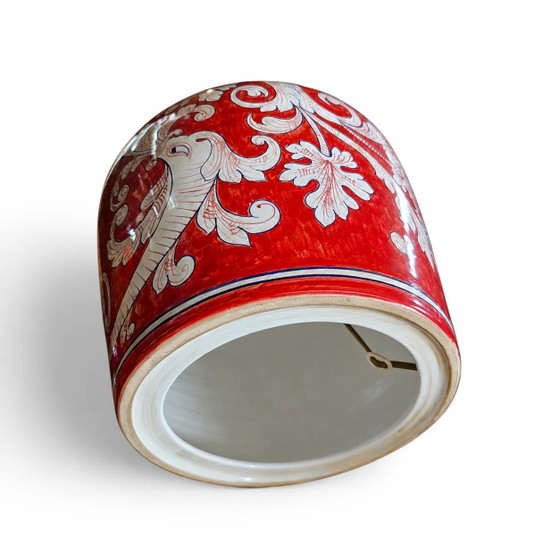 Baroque-style lamp / Decorated Sicilian ceramics / Baroque decoration on a red background – Reading Lamp (photo 6 of 8)