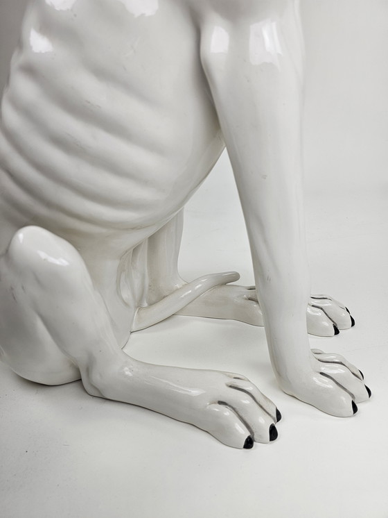 Image 1 of Galgo Cerámica blanca