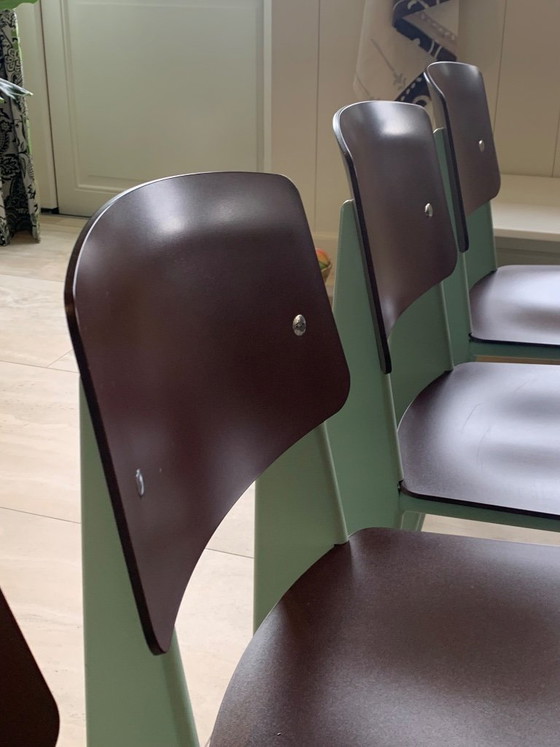 4x Prouvé Standard SP Chairs by Vitra – Dining chairs, Metal, Plastic (photo 9 of 11)