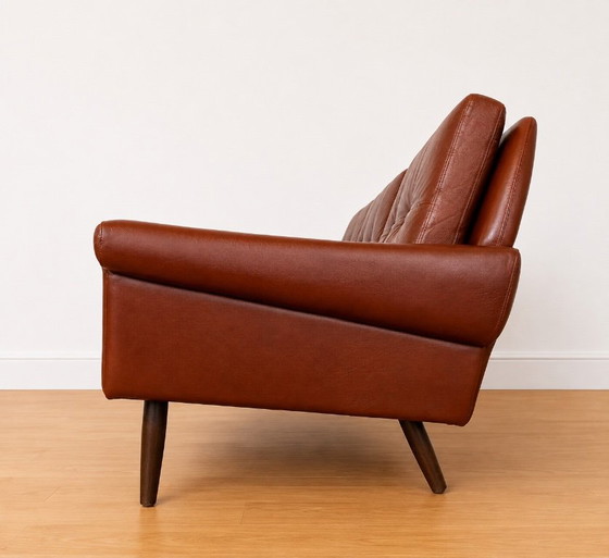 SVEND SKIPPER 3 PERSON SOFA IN CHESTNUT BROWN LEATHER 1960,s – 3-5 seaters (photo 6 of 9)