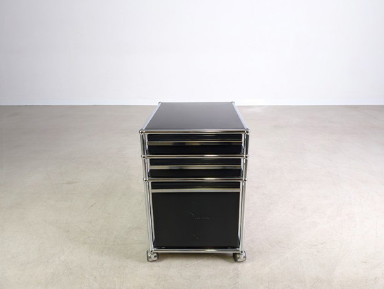 Image 1 of 6x roulettes pour armoire de bureau mobile USM Haller bleu foncé ouvert