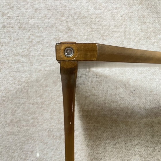 Image 1 of Sculpturale salontafel van mahoniehout en glas – Europa, jaren 70