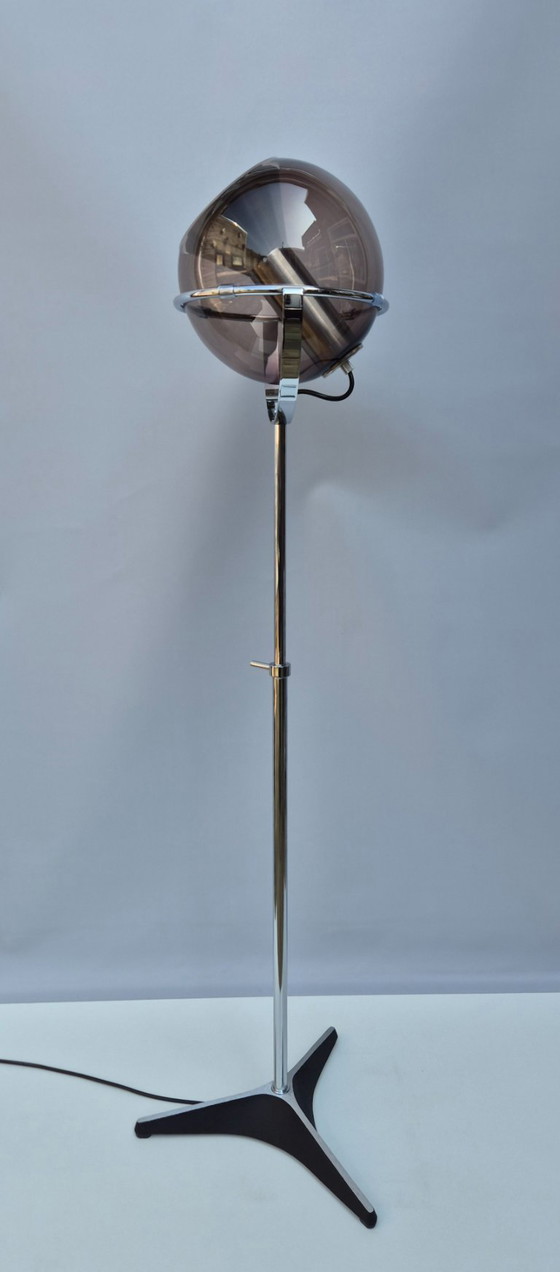 Image 1 of Vintage floor lamp - Raak 'Globe 2000' by F. Ligtelijn - 1960s