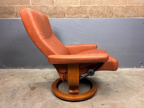 Image 1 of Poltrona girevole Ekornes stressless in pelle marrone 