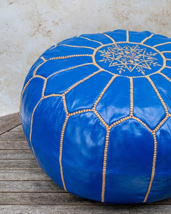 Image 1 of Pouf marocchini blu realizzati a mano