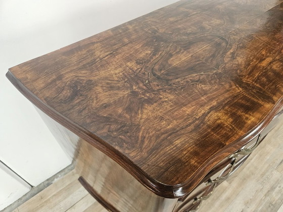 Commode Chippendale en loupe de noyer, années 1940 – Wood, Klassiek (photo 7 of 22)