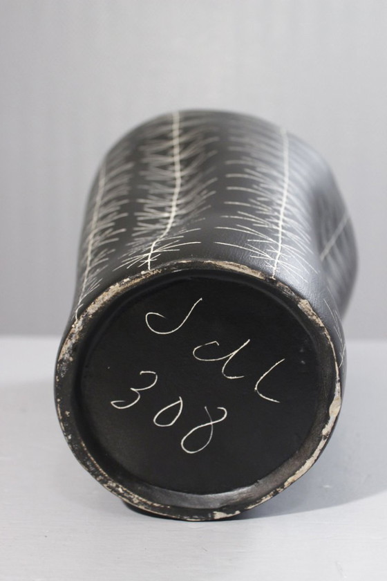 Image 1 of 34 cm Jean de Lespinasse - Large vase no. 308, scarified decoration, Nice, France, 1950s