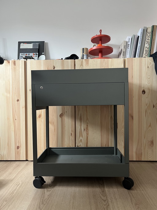 Hay new order trolley green