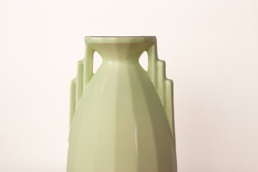 Art Deco vase in fine earthenware in apple green colour, by the Digoin-Sarreguemines factory 1960.