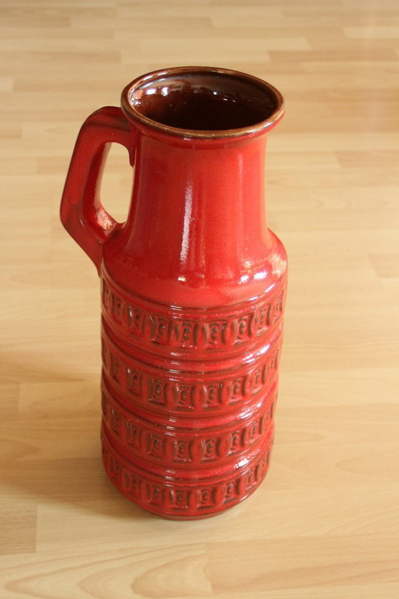 Image 1 of Vaso da terra Scheurich della metà del secolo scorso - rosso - ceramica - rilievo tundra - vintage