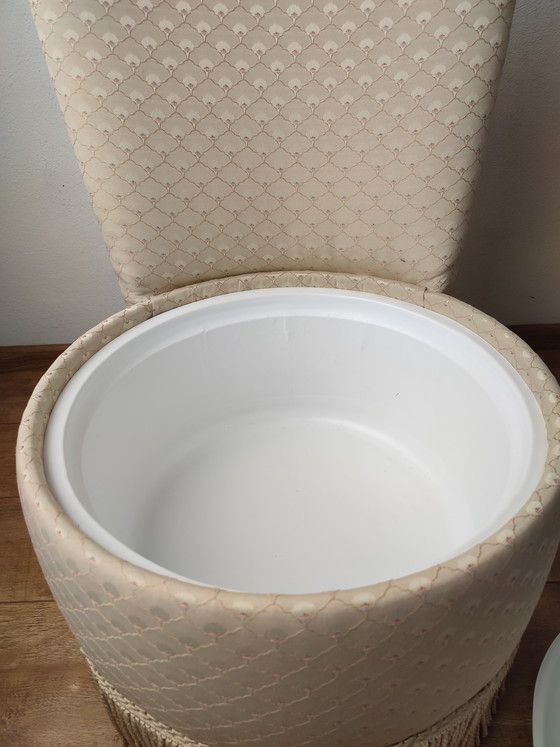 Image 1 of Boudoir stoel stoeltje cocktail creme franjes + opbergruimte naaikist