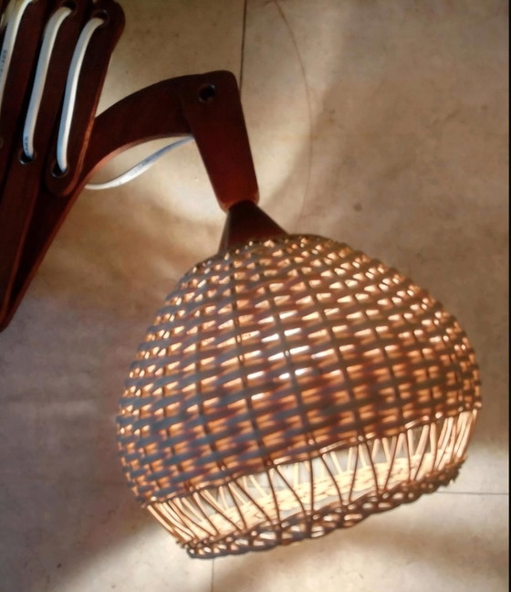 Vintage Teak Scissor Wall Lamp with Rattan Shade – 1960s/70s Scandinavian Design – Wall lights, Wicker, Wood (photo 4 of 9)