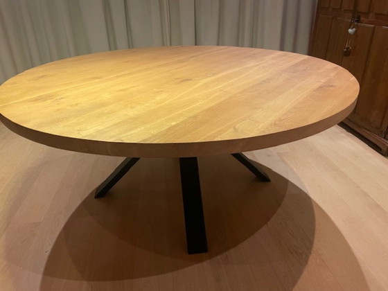 Image 1 of Esstisch aus Eiche für 8 Personen