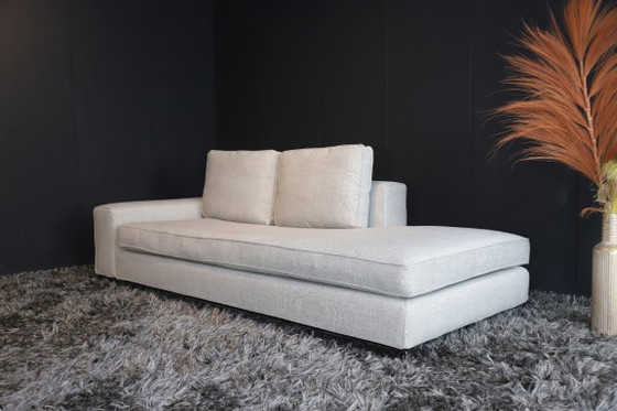 Image 1 of Minotti Williams 3-zitsbank met lounge – nieuw gestoffeerd