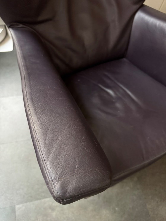 Sillones Montis de cuero, morado, Metal, Púrpura, Modern (foto 4 de 5)