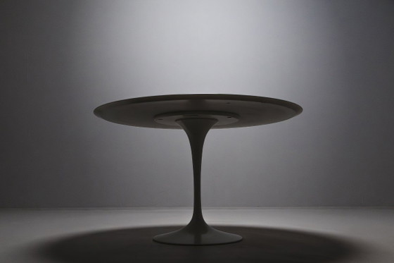 Image 1 of Round Marble Tulip Dining Table by Eero Saarinen, Knoll, 2000s