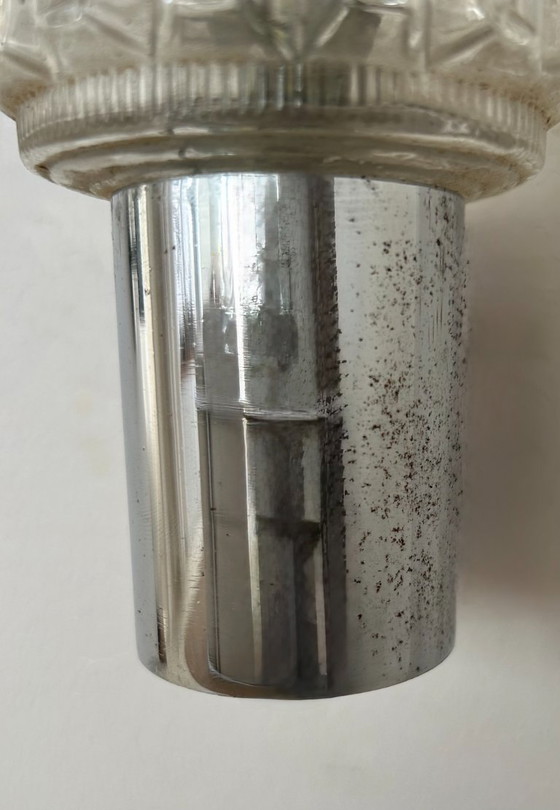 Image 1 of Paire d'appliques vintage, métal chromé et verre moulé pressé, Italie, 1970