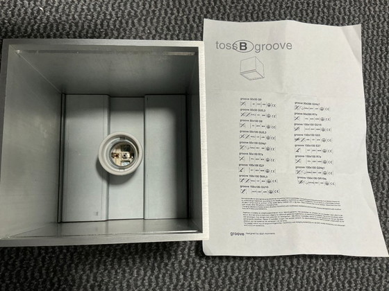 Image 1 of Toss B Groove surface-mounted Aluminum