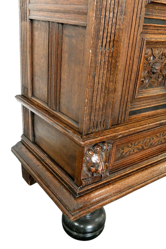 Image 1 of Fino armario Pilaster holandés del siglo XVII
