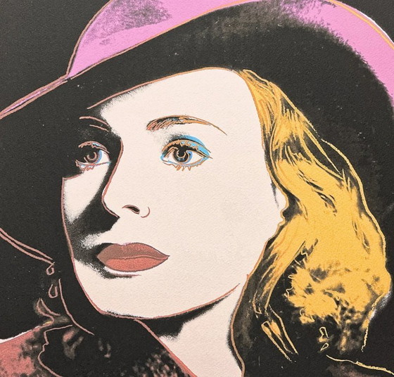 Image 1 of Lithographie CMOA d'Andy Warhol en édition limitée | Portrait pop art d'Ingrid Bergman avec chapeau