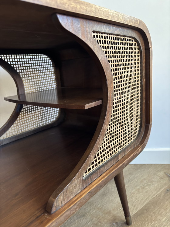 Image 1 of Table d'appoint vintage exclusive – Années 1950