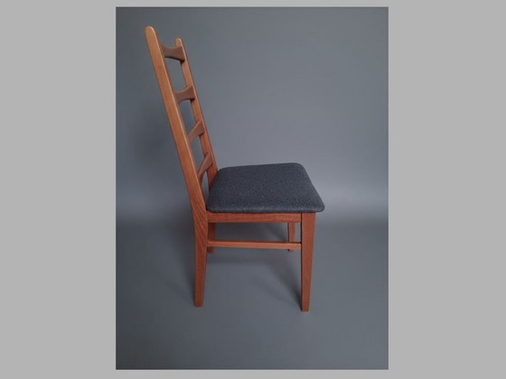 Image 1 of Set van 4 Scandinavische eetkamerstoelen, opnieuw bekleed.