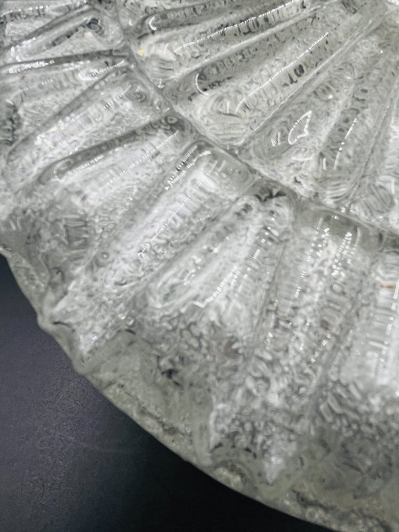 Image 1 of Plafonnier en verre relief sablé RZB