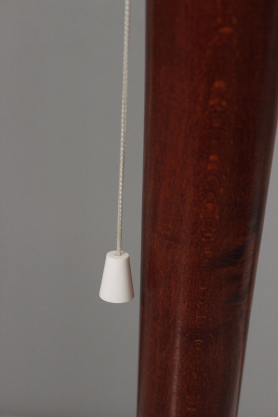 Image 1 of Vintage Mazda-lamp van hout, messing en opaalglas, Art Deco-design, 20e eeuw.