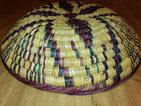 Image 1 of Vintage oosters geweven mand