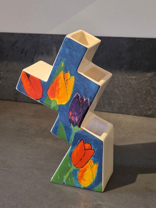 Decorative tulip vase