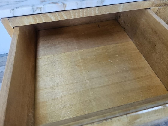 1950s maple chest of drawers with a marble top – Wood (photo 13 of 23)
