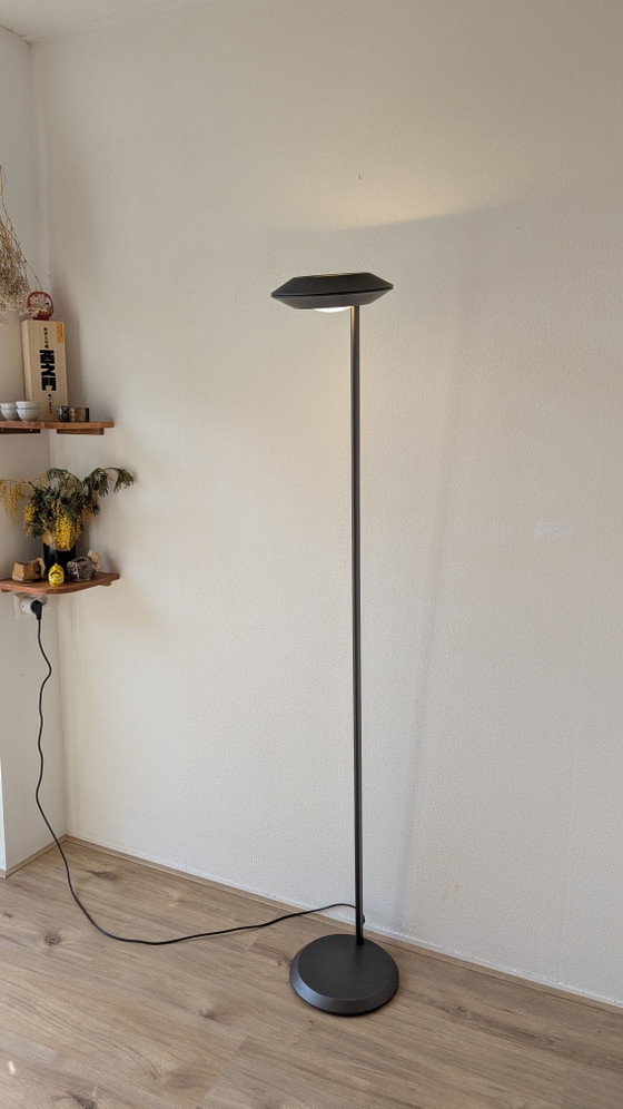 Image 1 of Metalarte zwarte stalen vloerlamp, gemaakt in Spanje.