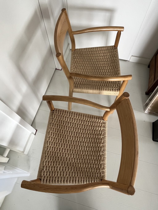 Deux belles chaises danoises à peine utilisées