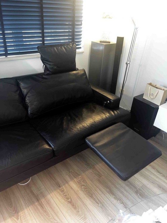 Image 1 of Divano di design FSM Clarus in pelle nera con schienale e poggiapiedi regolabili