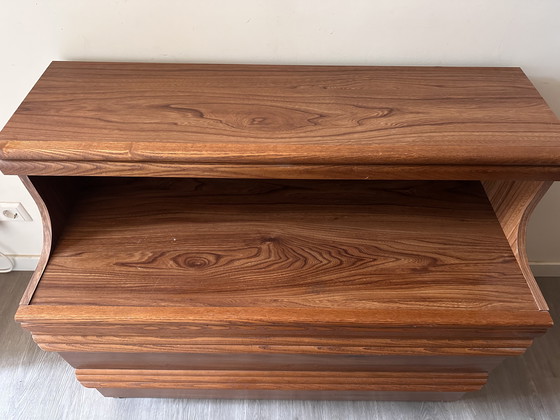 Image 1 of Cómoda de mediados de siglo de diseño escandinavo