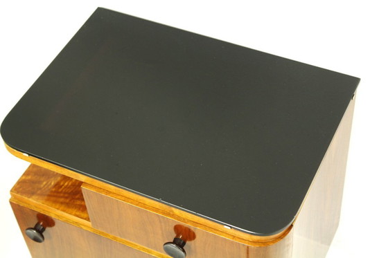 Image 1 of Par de mesitas de noche, década de 1960