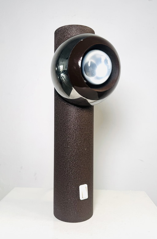 D-2138 MAGNET TABLE LAMP BY RAAK AMSTERDAM, THE NETHERLANDS, 1980s