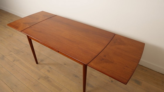 Image 1 of Table de salle à manger vintage | Extensible | Teck | Modèle bateau