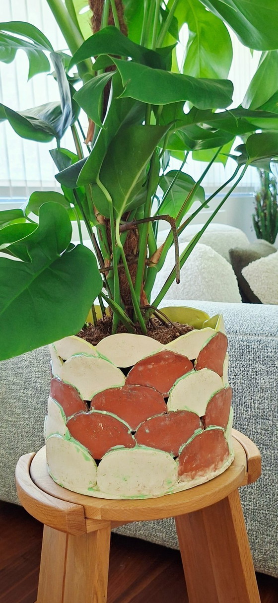 Image 1 of Handgefertigter Keramik-Pflanztopf – Unikat