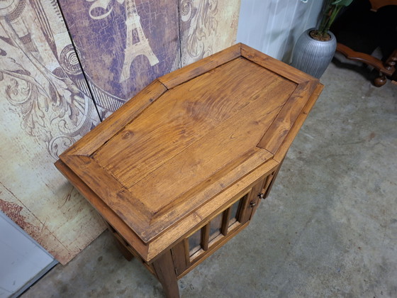 Image 1 of Teak tea cabinet, display cabinet, whiskey bar, wine table with removable serving tray. Dimensions: 78x50cm and 75cm high.