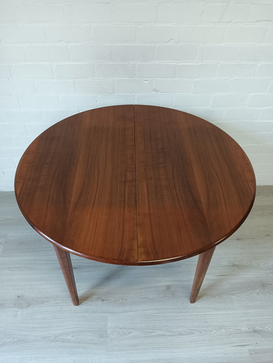 Image 1 of Mesa extensible Louis van Teeffelen