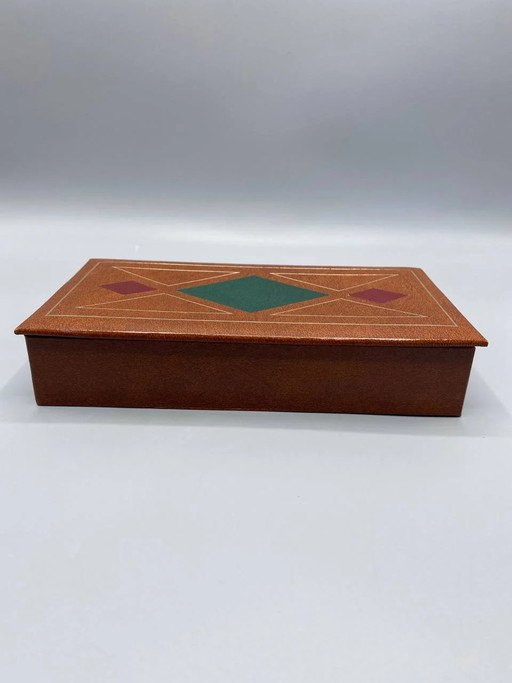 Echt lederen doos met geometrische ruit- en vergulde lijnversiering. – decoratieve objecten, Cork (photo 2 of 6)