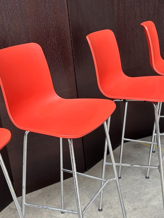 Image 1 of Trona Vitra HAL RE naranja con patas metálicas - Jasper Morrison