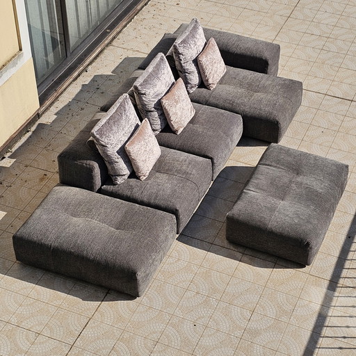 Pixel sofa by Saba Italia