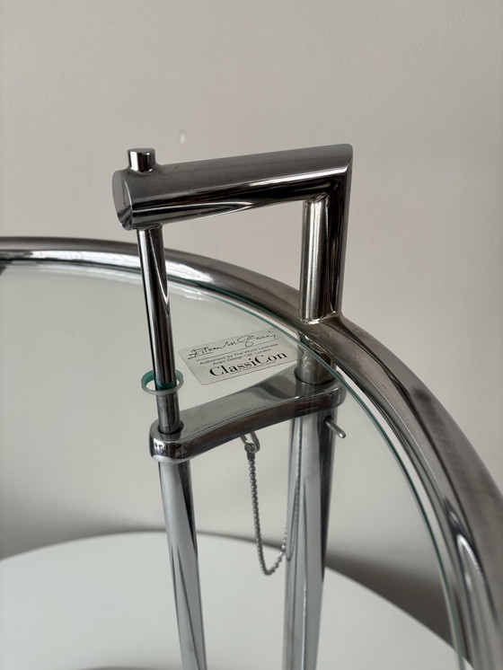 Image 1 of Table d'appoint Eileen Gray originale (marquée) chromée E 1027 avec plateau en verre