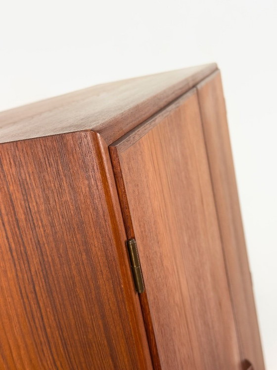 Image 1 of Deense kast in teakhout van Børge Mogensen voor Søborg Møbelfabrik, jaren 60